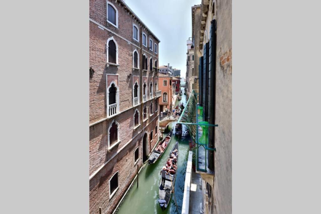 Leoncini With A Wonderful Canal View Lejlighed *